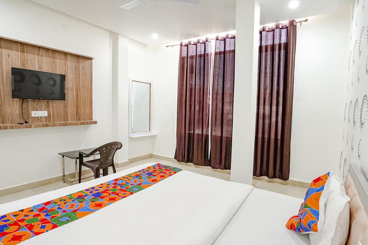 Fabhotel Siddhi Bénarès Extérieur photo
